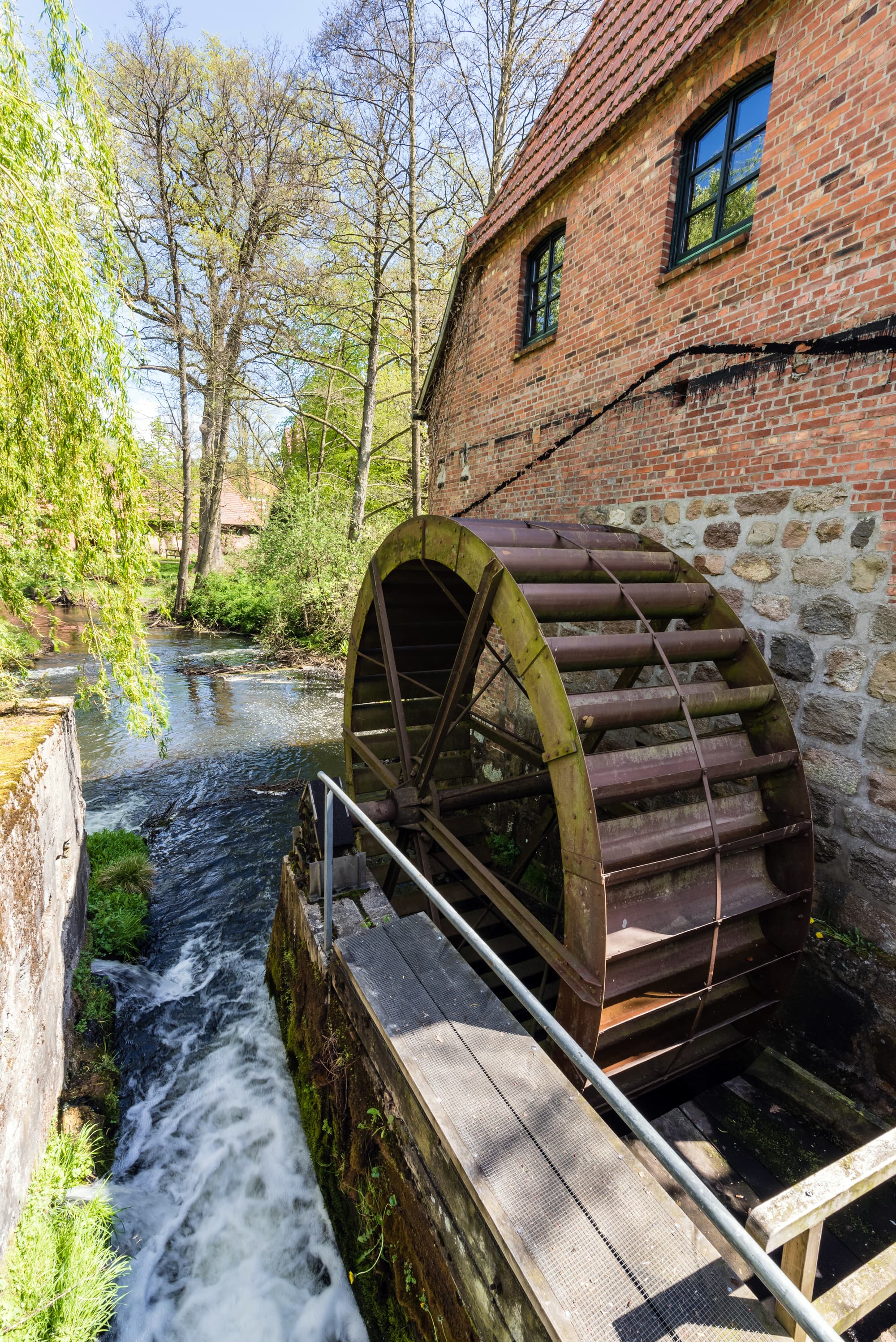 Presse Bild Frühling Lüneburger Heide Radweg Seeve Mühle Moisburg