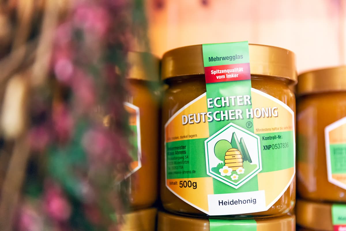 Imkerei Ahrens produziert Heide Honig