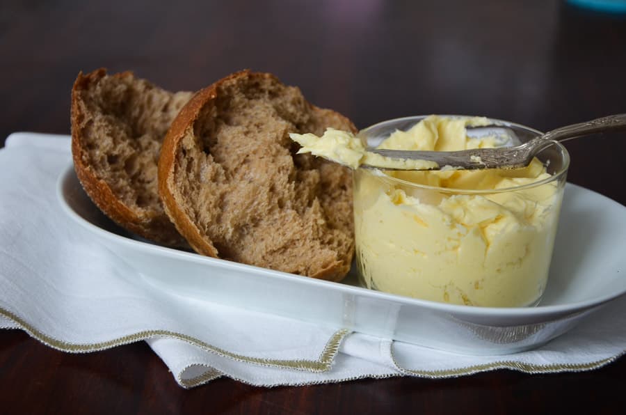 Honigbutter Aufstrich mit Heidehonig