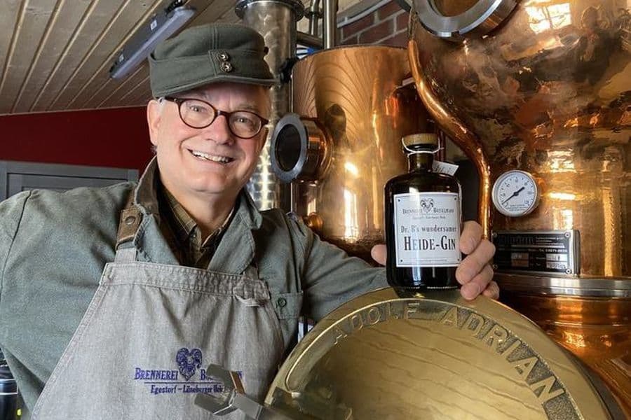 Dr. Gerhard Bosselmann von der Heide-Brennerei in Egestorf