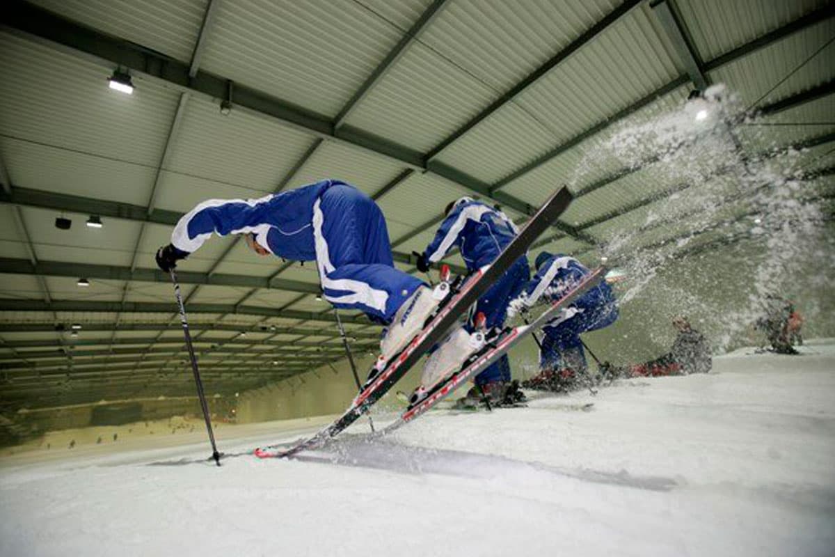 ski fahren in der skihalle bispingen