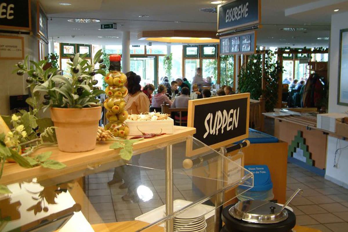 im otter zentrum kann man auch essen