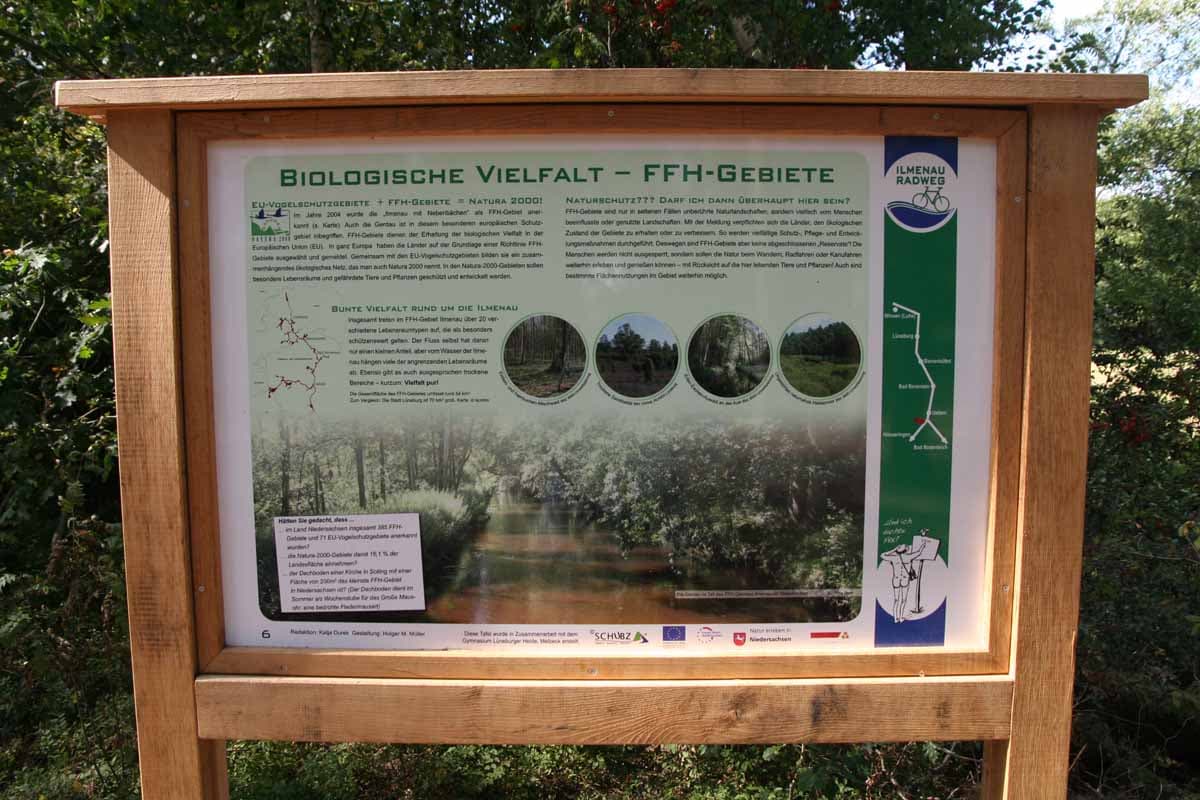 Naturinformationstafel über FFH-Gebiete südlich Uelzen an der "Römerschnanze"