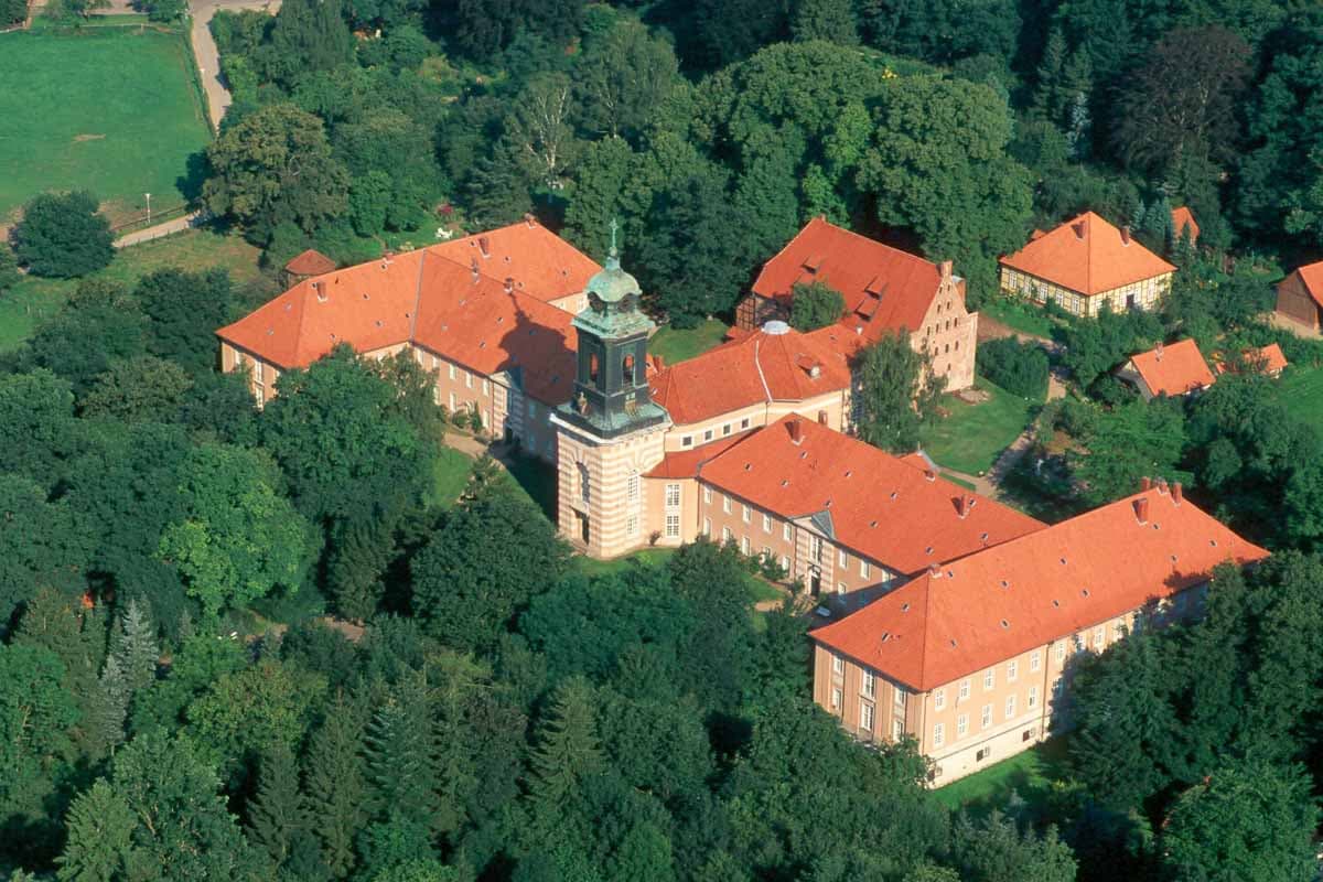Kloster Medingen aus der Luft