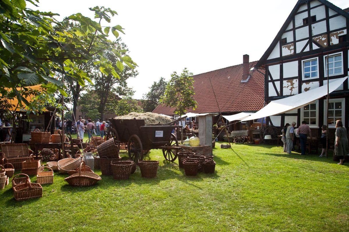 Antikhof Drei Eichen Bröckel