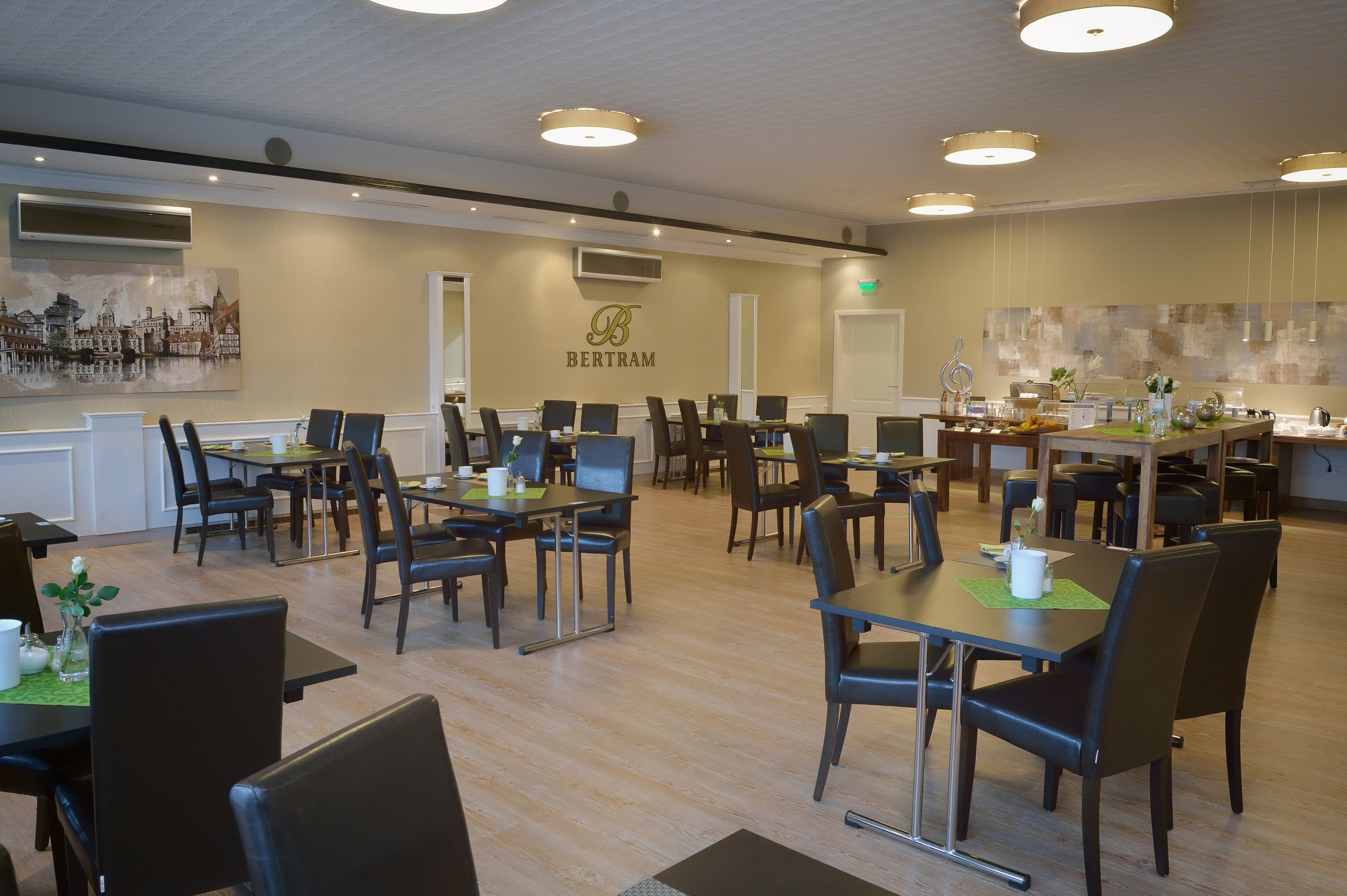 Frühstücksraum in dem Hotel Betram in Schwarmstedt