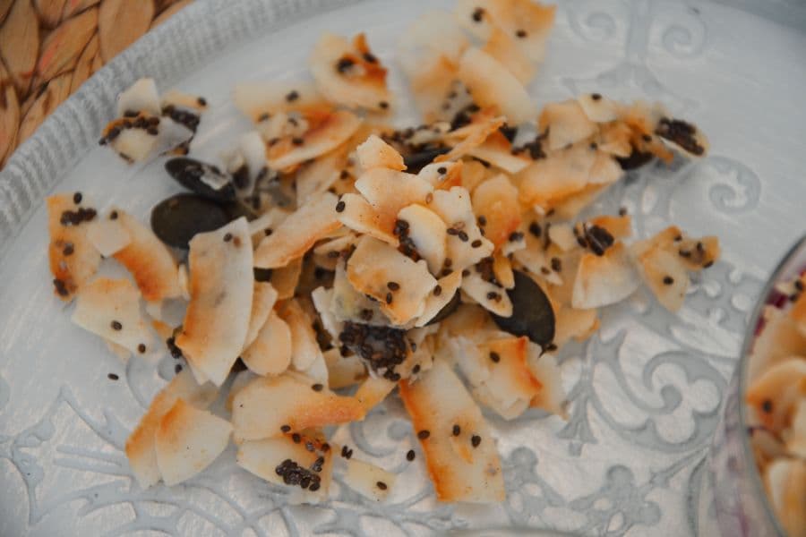 Selbstgemachtes Kokos-Granola