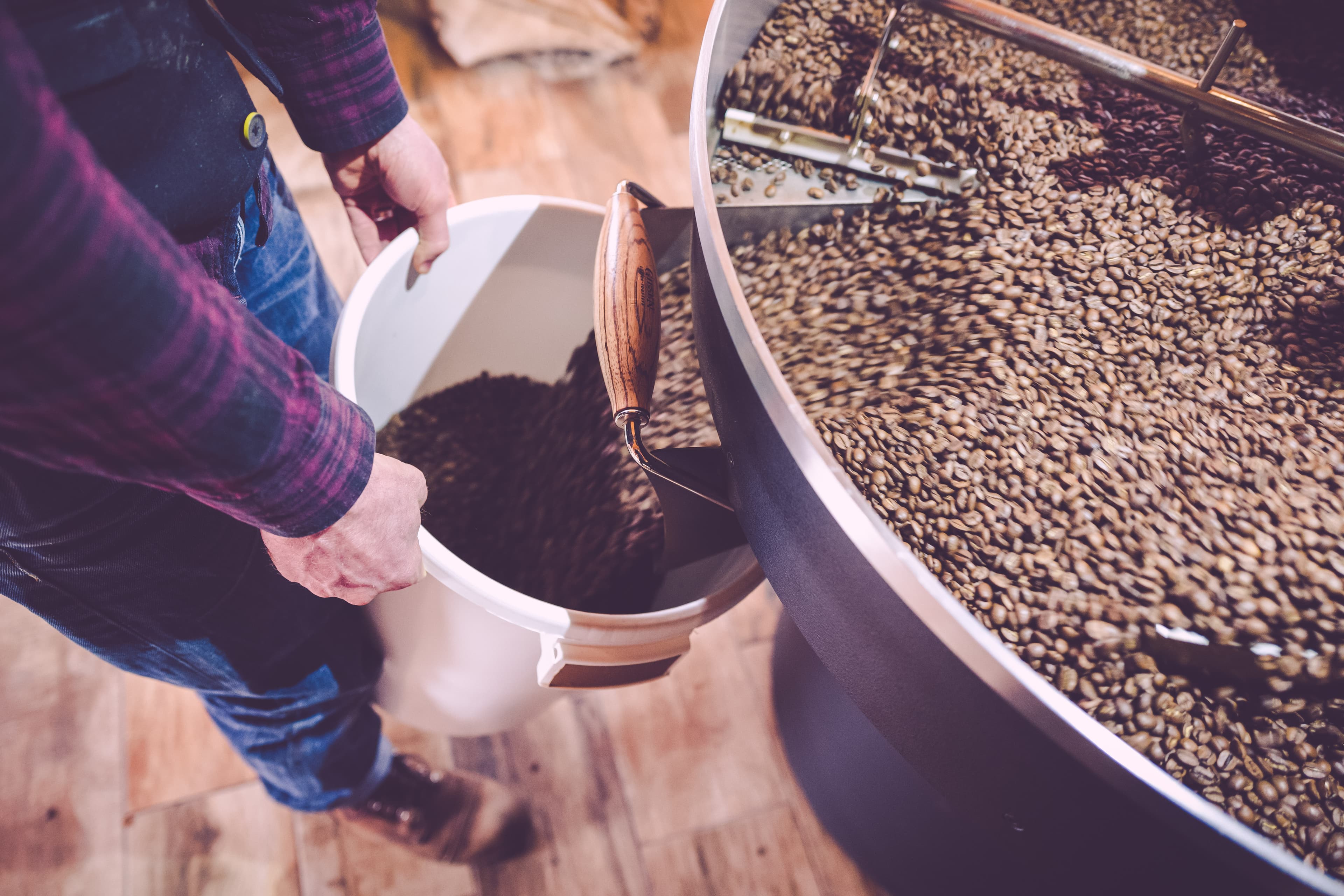 In kleinen Chargen von maximal 15kg für Euch abgefüllt