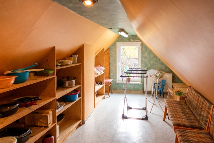 Abstellraum der Ferienwohnung im Obergeshoss auf dem Hof Marwedel