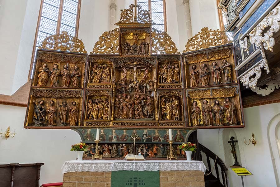 Hochaltar in der Kirche des Klosters Lüne