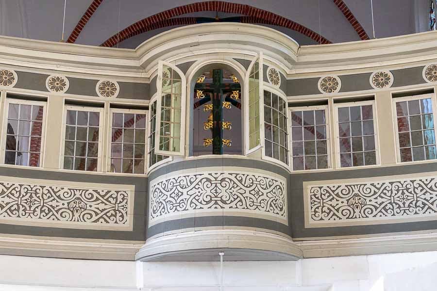 Nonnenchor im Kloster Ebstorf von unten