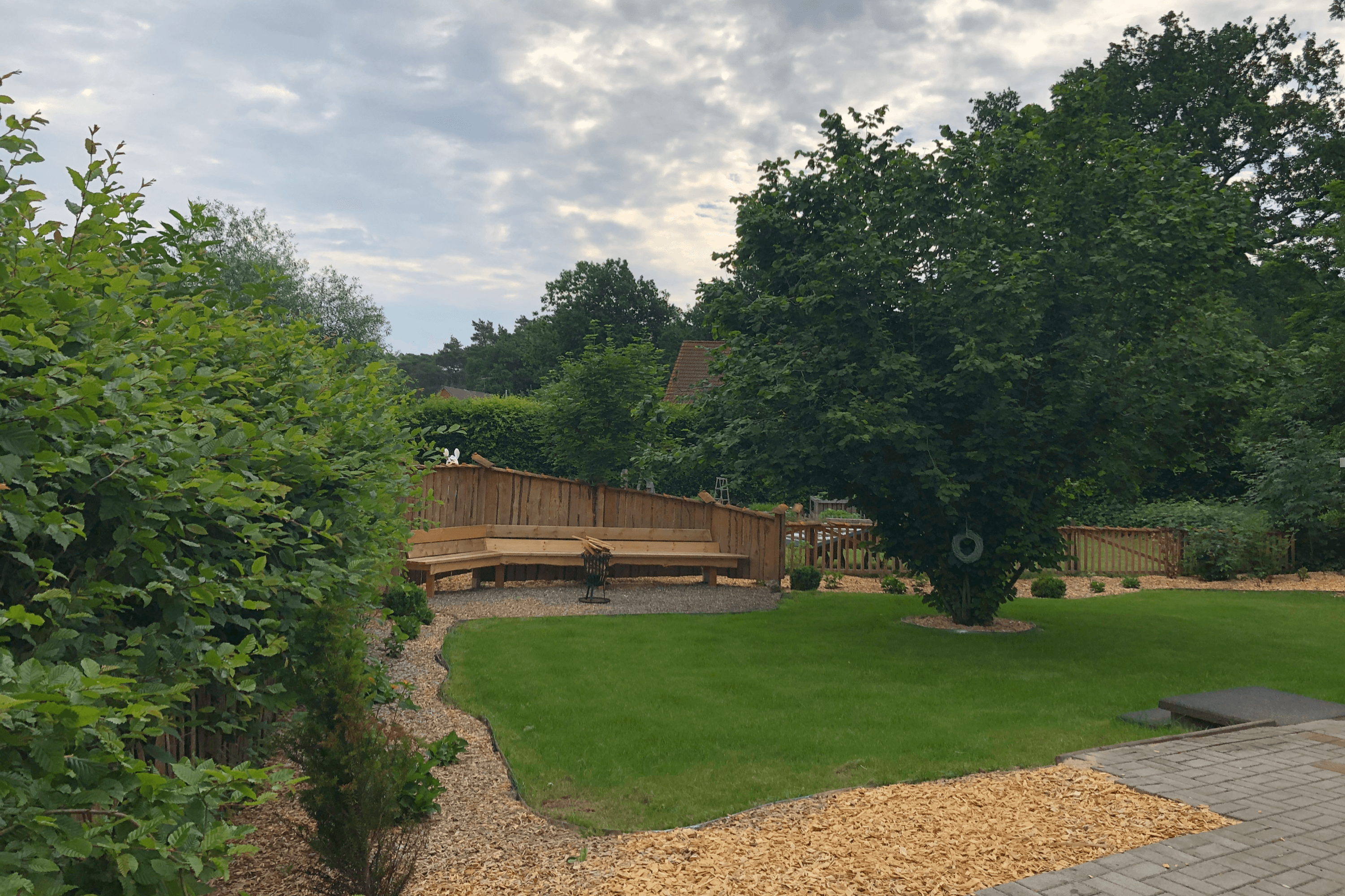 Garten des Ferienhauses Lütt hus in Wietze