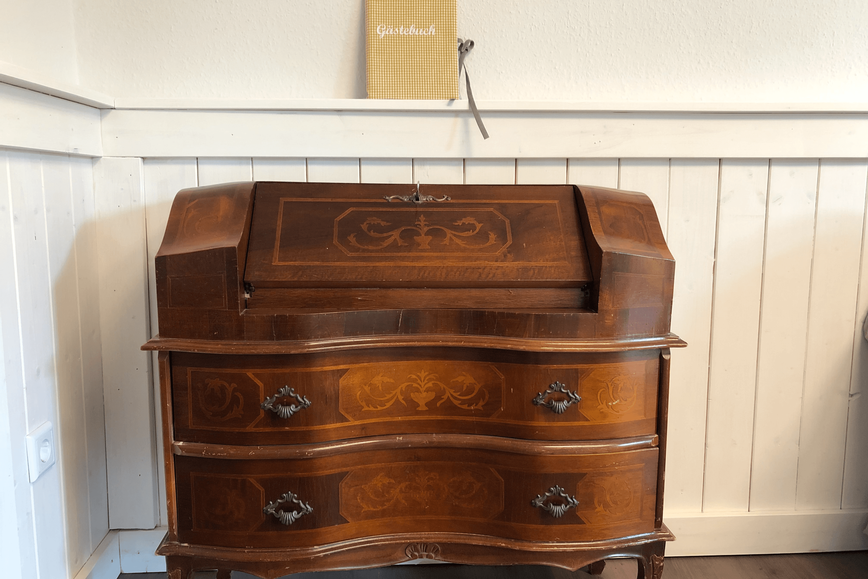 Kommode Wohnzimmer in dem Ferienhaus Lütt hus in Wietze